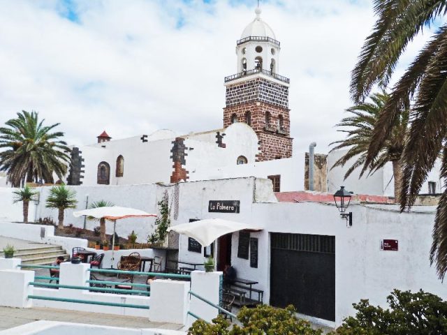 COSTA TEGUISE