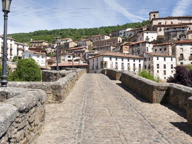 VILLOSLADA DE CAMEROS