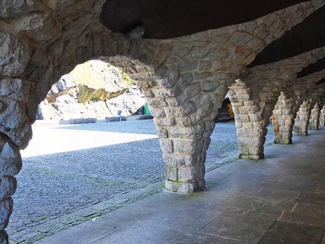 SANTUARIO DE ARANTZAZU