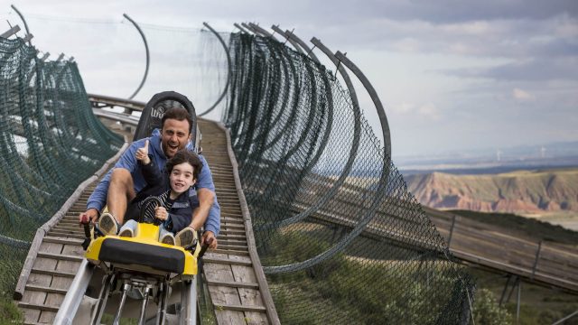 PARQUE NATURALEZA SENDAVIVA