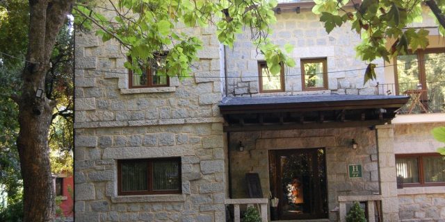 H. RURAL LOS CORRALES DEL REAL