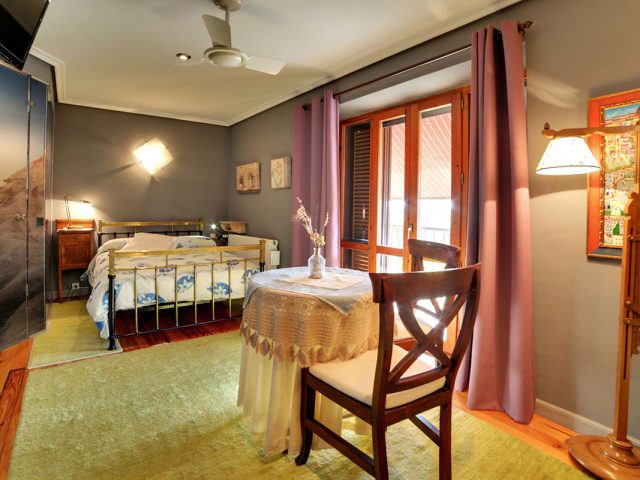 Logis Hostal Rural Txapi Txuri