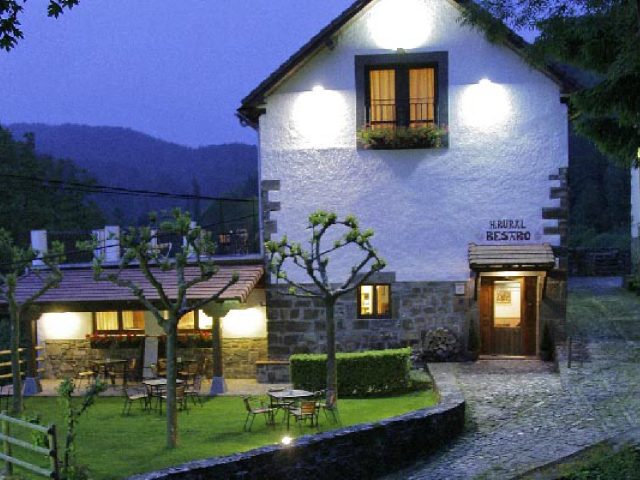 HOTEL RURAL BESARO