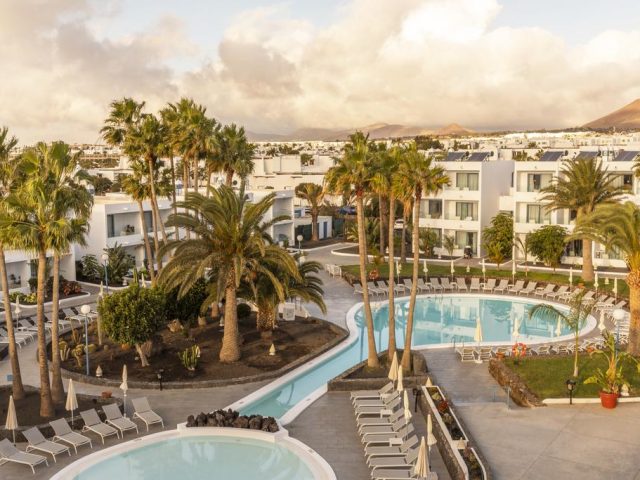 Oasis Lanz Beach Mate****