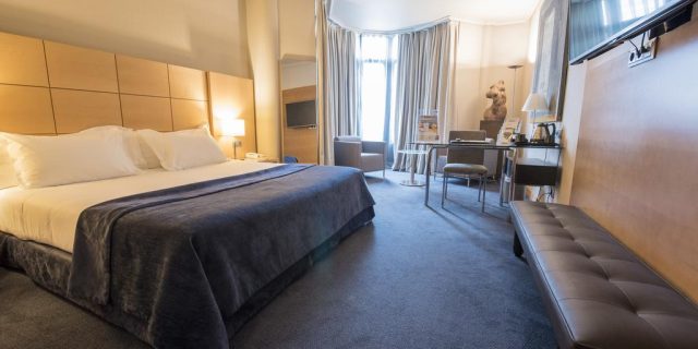 Silken Ciudad de Vitoria ****