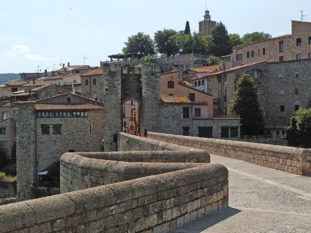 BESALÚ