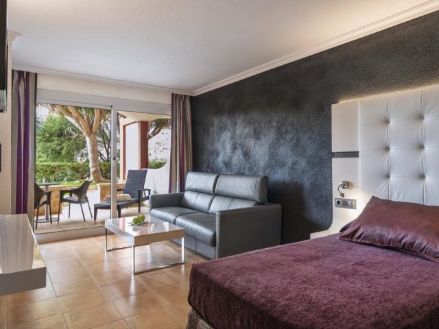 Salles H. Marina Portals